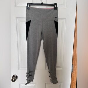 Victoria’s Secret PINK workout leggings with pockets